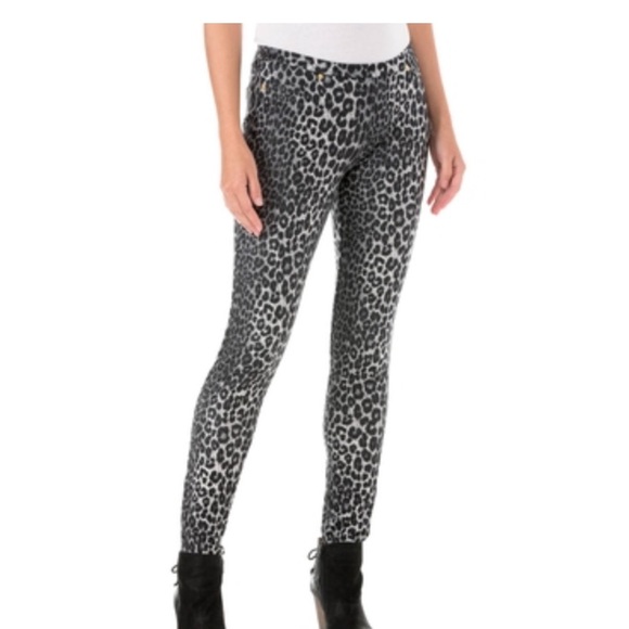 Michael Kors Petite Panther Leggings - Picture 3 of 6